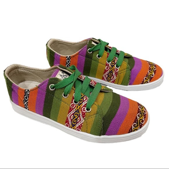 Crazy Andean Shoes Art To Wear Aztec Print Multicolor Sneakers Shoes Women 6 NWO - Picture 1 of 11